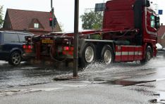 Mere uvejr på vej torden regn lyn skybrud hagl blæst storm 