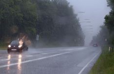 Skybrud over Næstved regn torden lyn storm blæst 